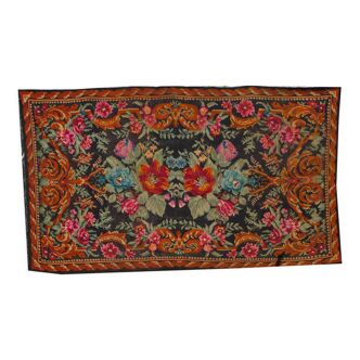 Moldovan carpet 207cm x 366cm