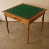 Game table in walnut 1900