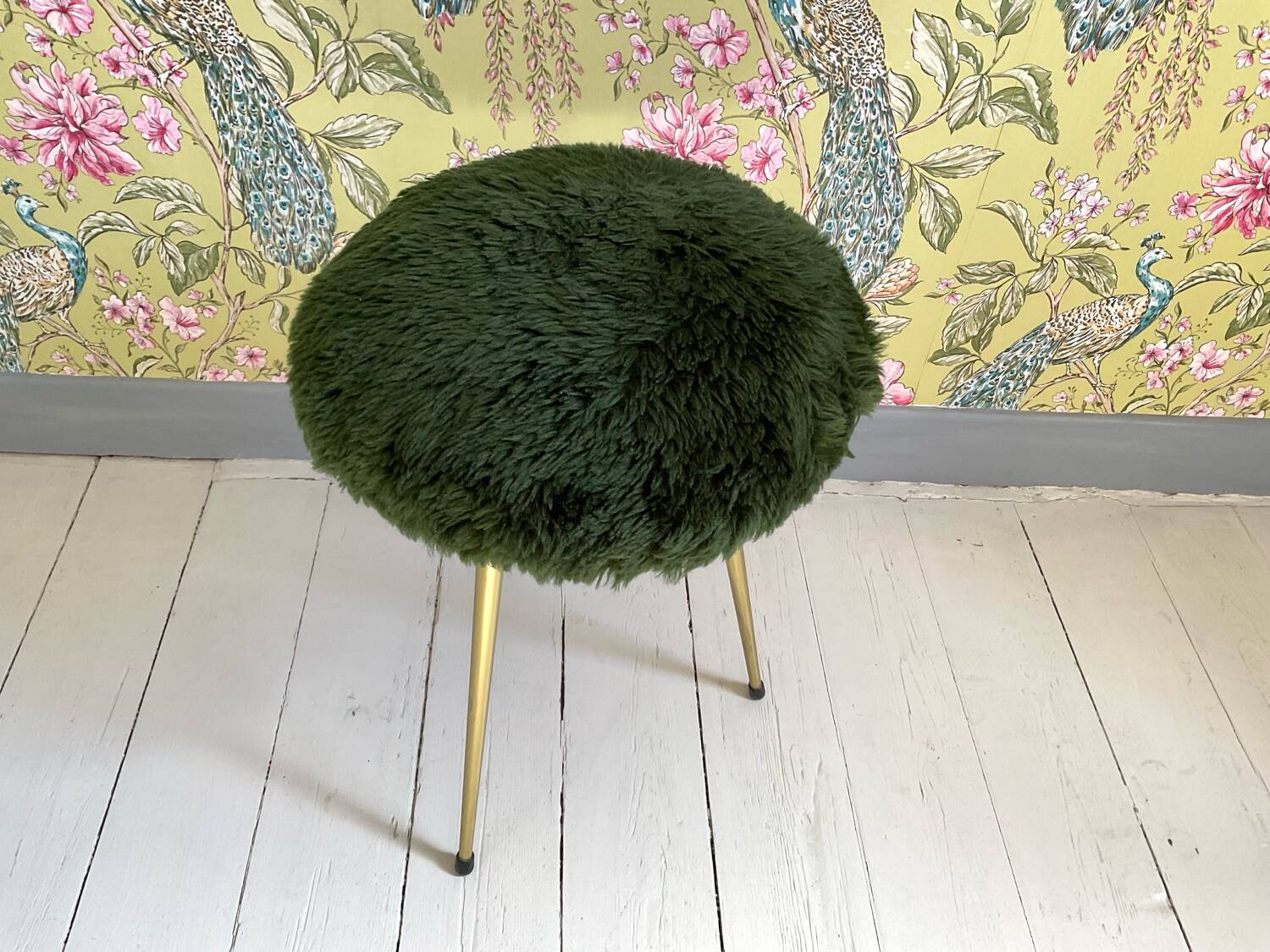 Vintage tripod stool