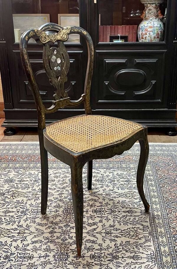 Chaise Napoléon III en bois noirci