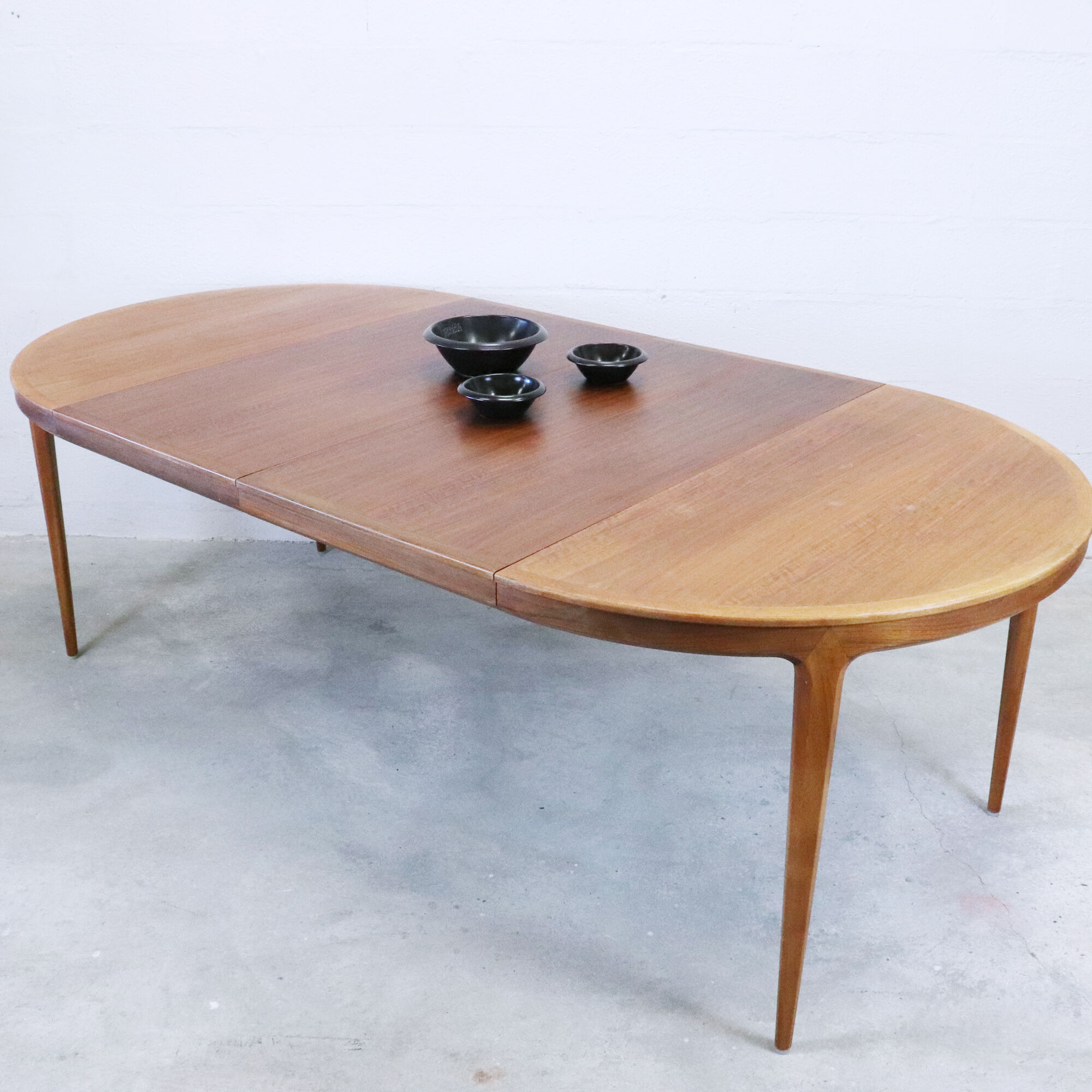 Walnut dining table, Bodafors, 1960