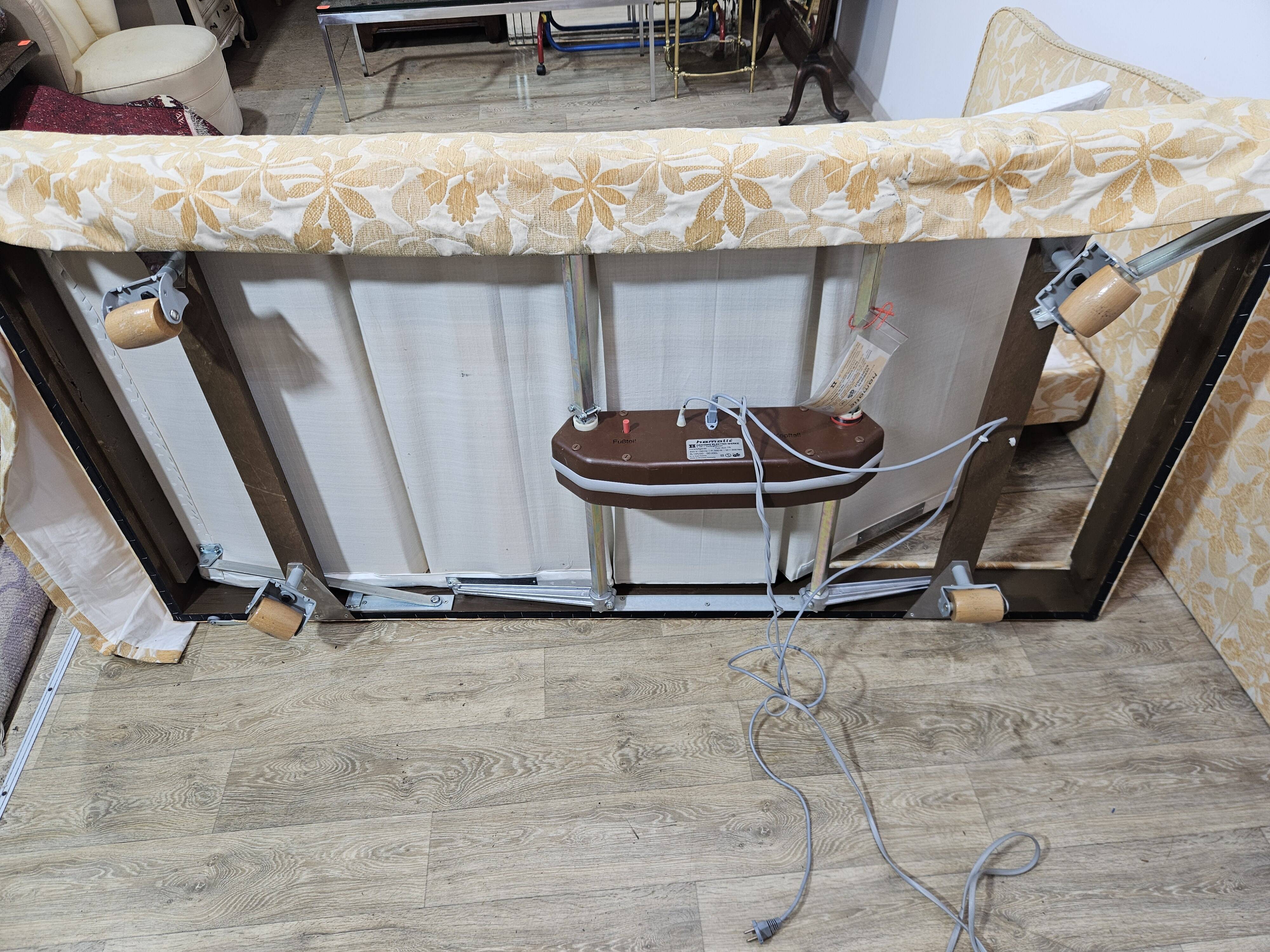 Exclusive Dual electric bed 200 cm x 200 cm - Vintage Gold 1970s.