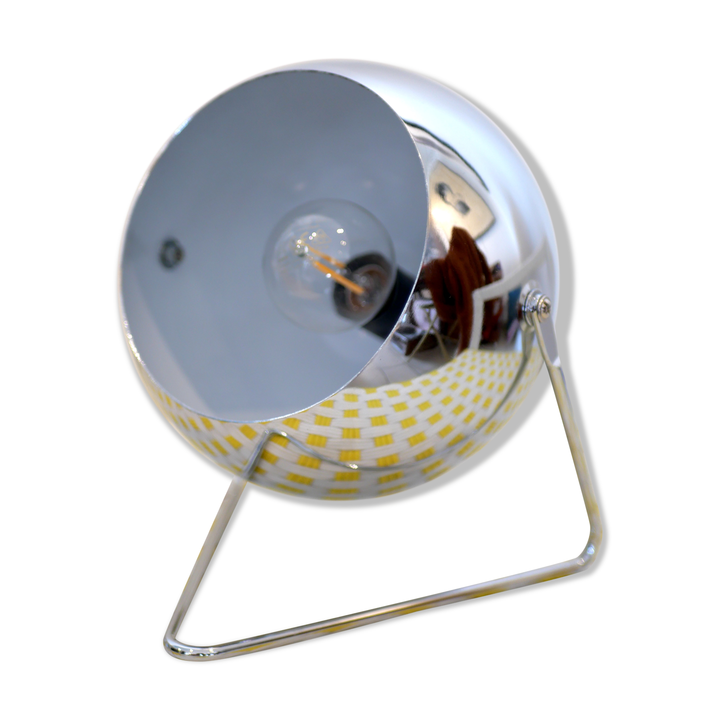 Chrome eyeball lamp