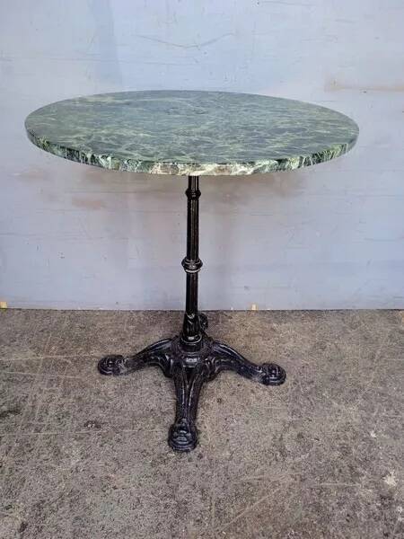 67cm marble bistro table / pedestal table