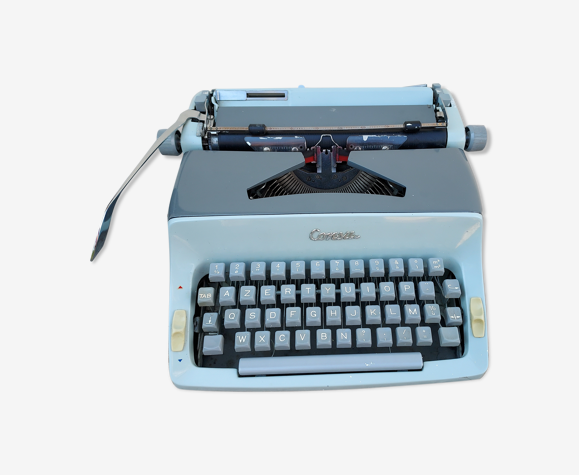 Machine à écrire consu