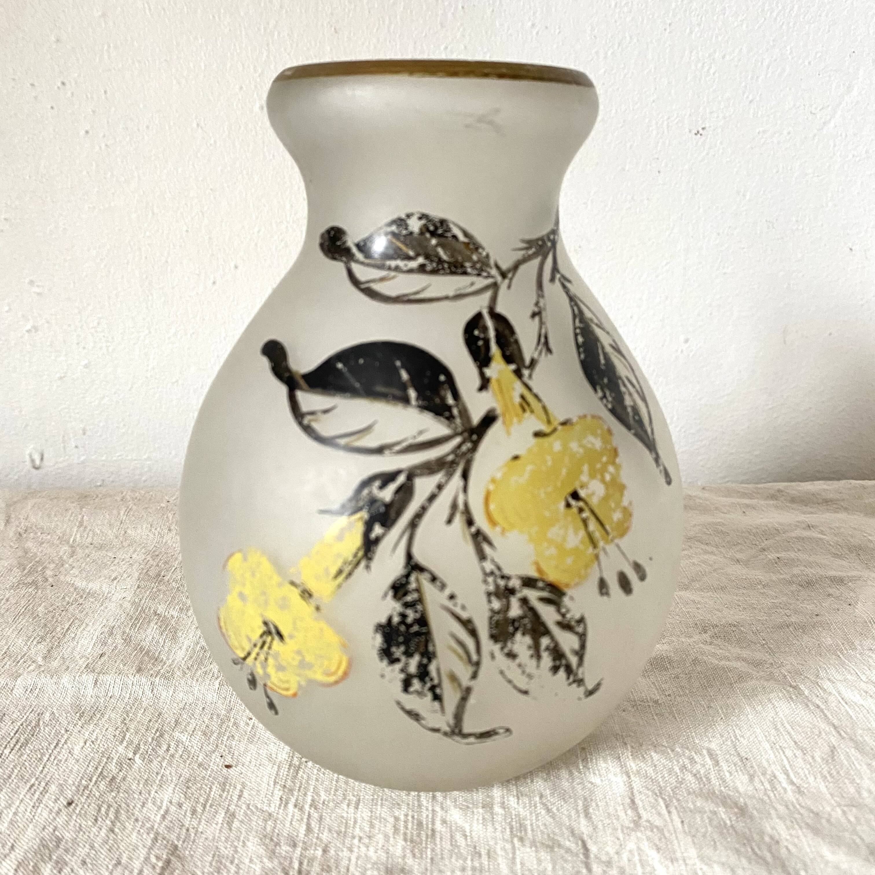 Glass paste vase 1900