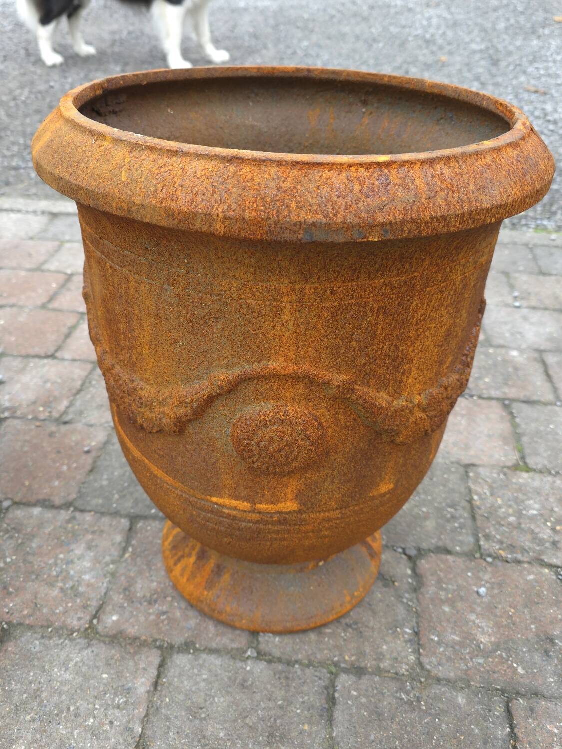 Vase anduse en fonte