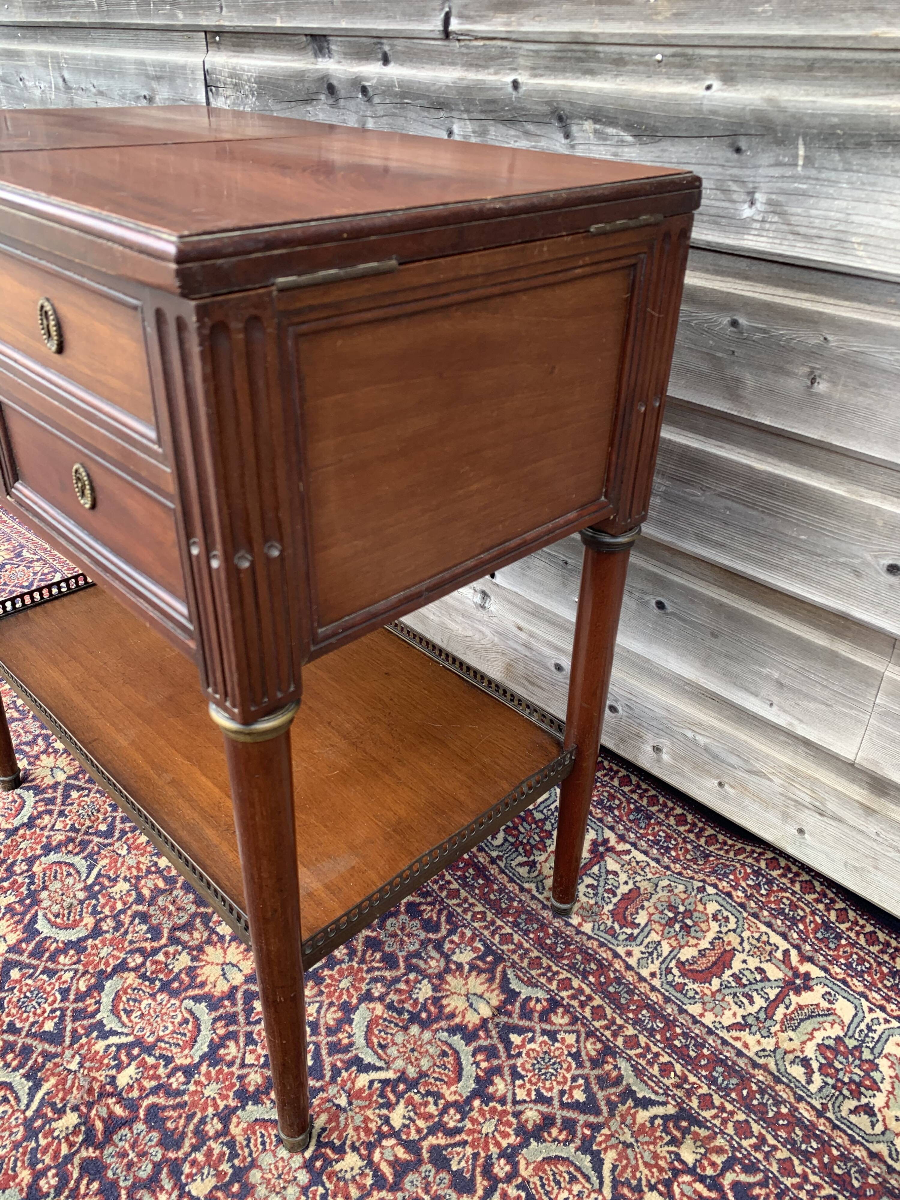 Napoleon III-era mahogany hairdresser Louis XVI