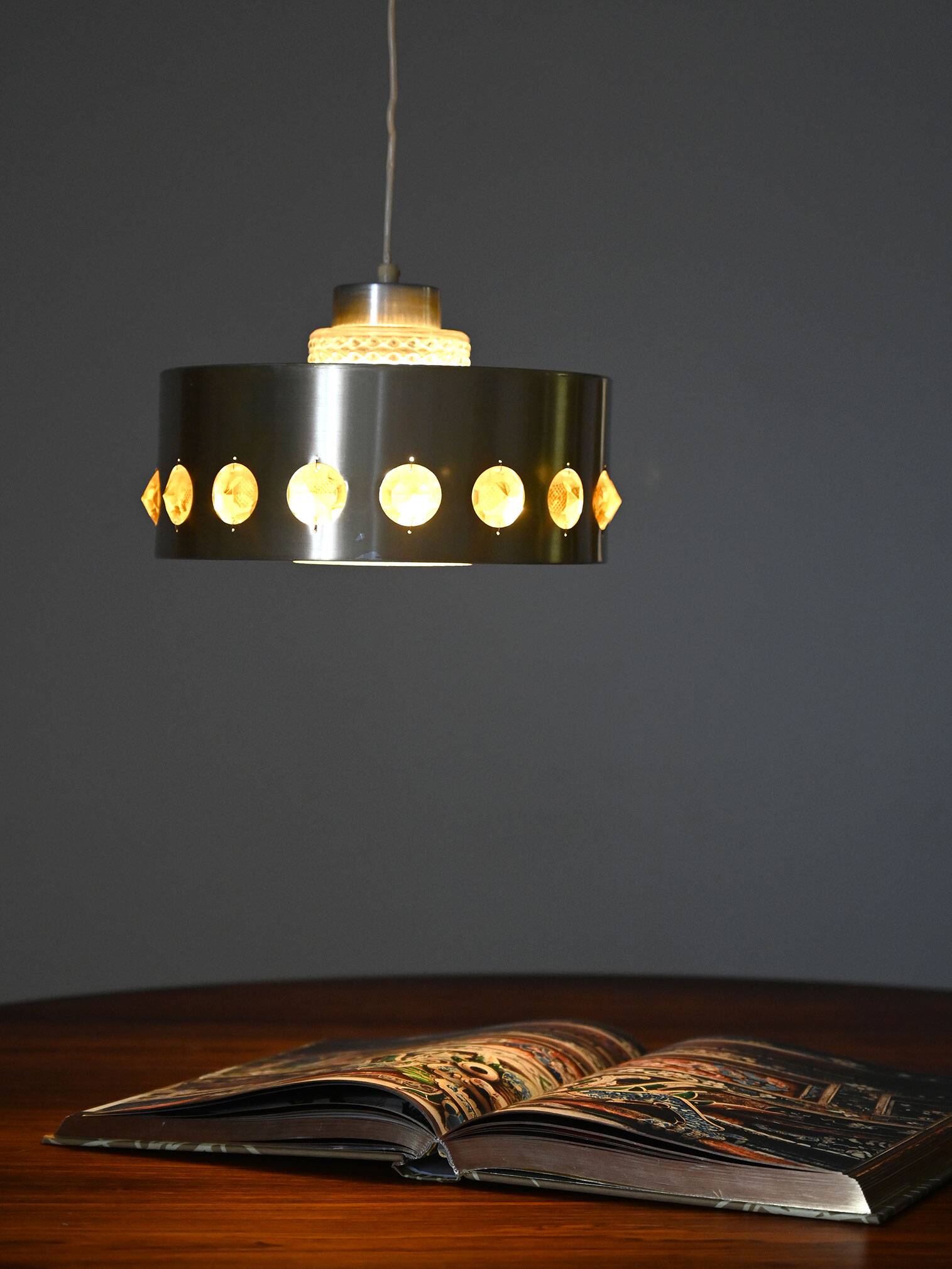 Metal and glass pendant lamp