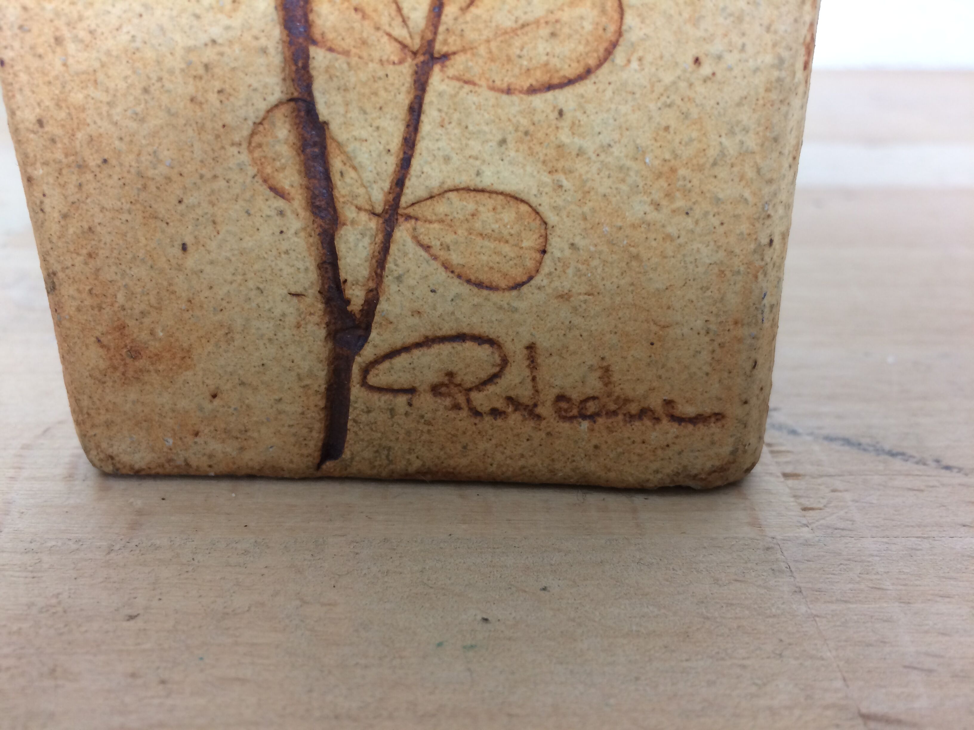 Raymonde Leduc herbarium triangular vase, ceramics