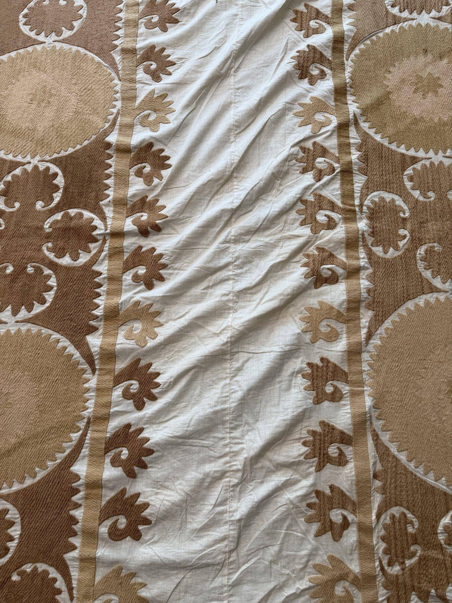 Vintage hand-embroidered tablecloth 154x269 cm