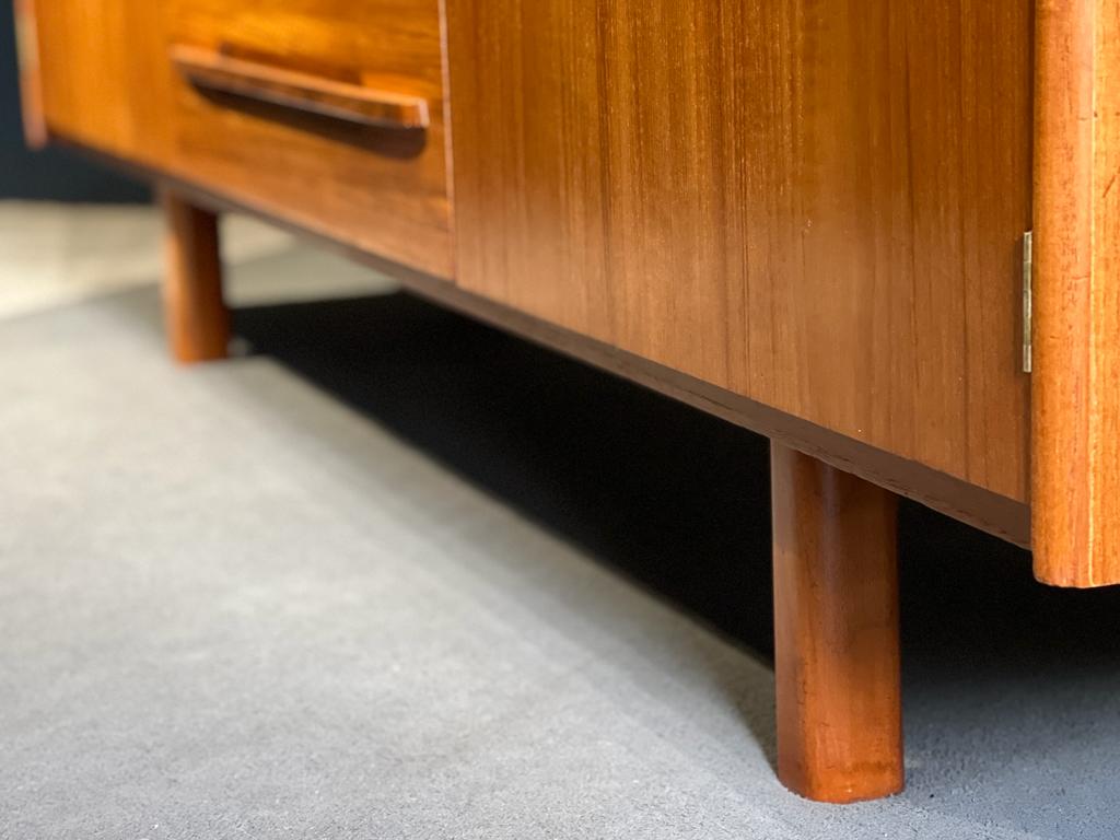 Enfilade en teck danois du milieu du siècle