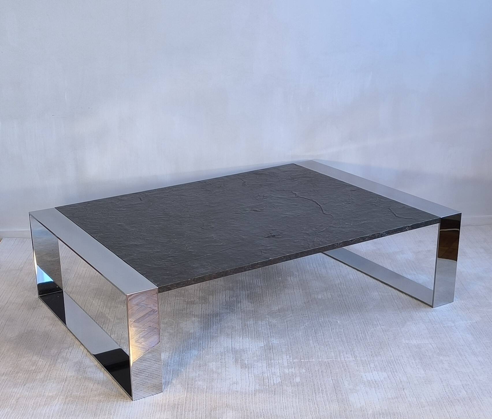 Exceptional large coffee table "RING" signed ORSENIGO by Mauro Lippar.