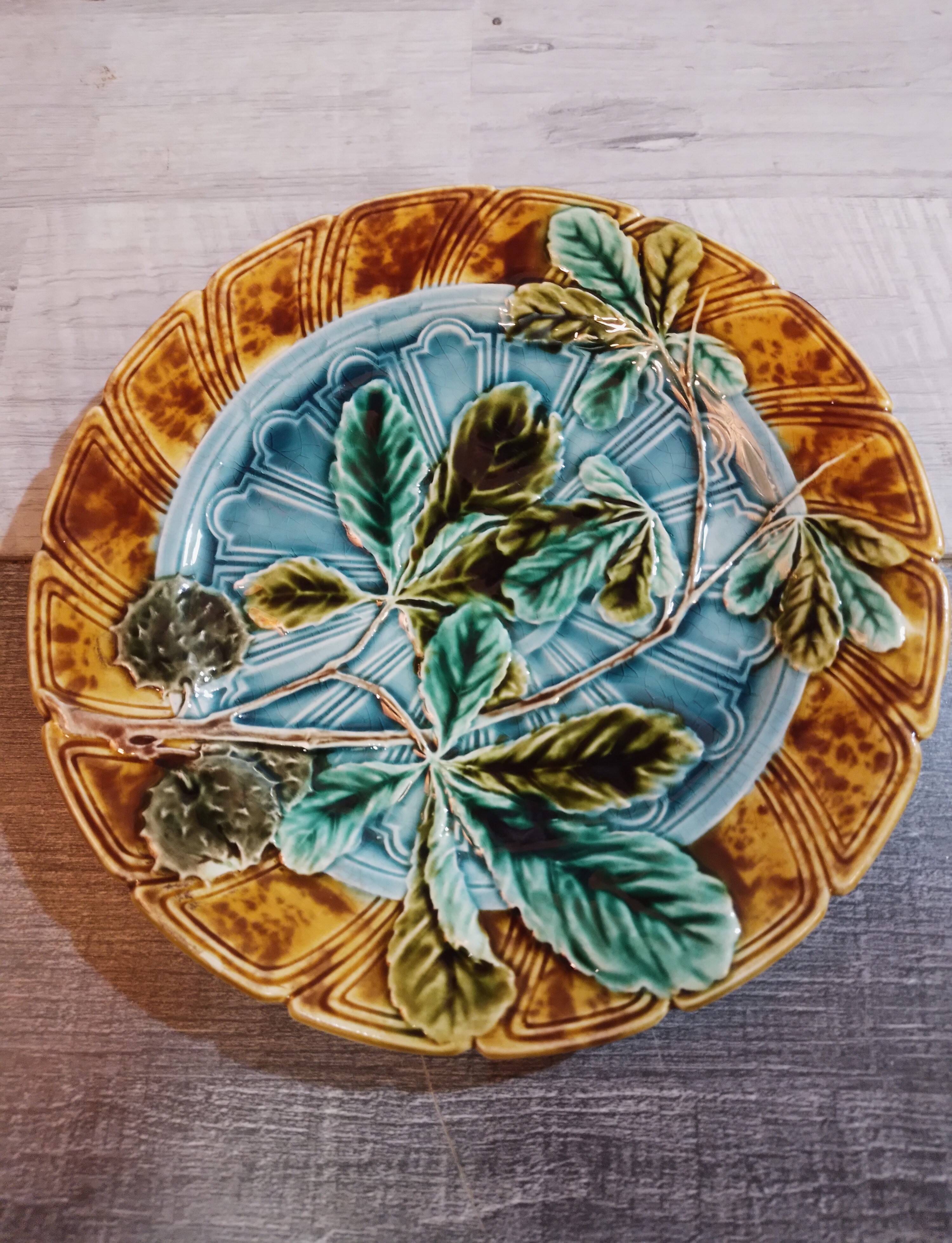 Sarreguemines plates from the end of the 19th century