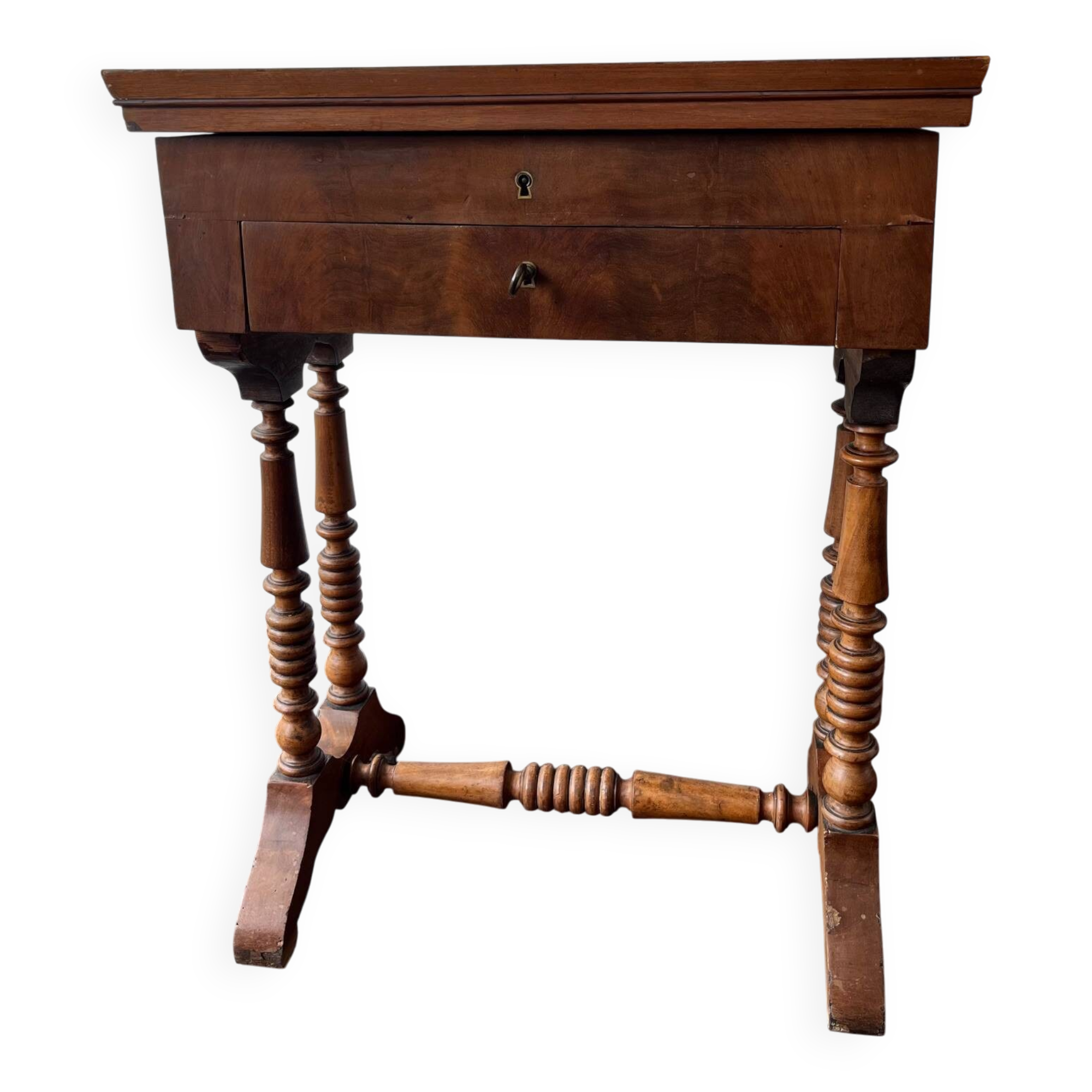 Small antique dressing table