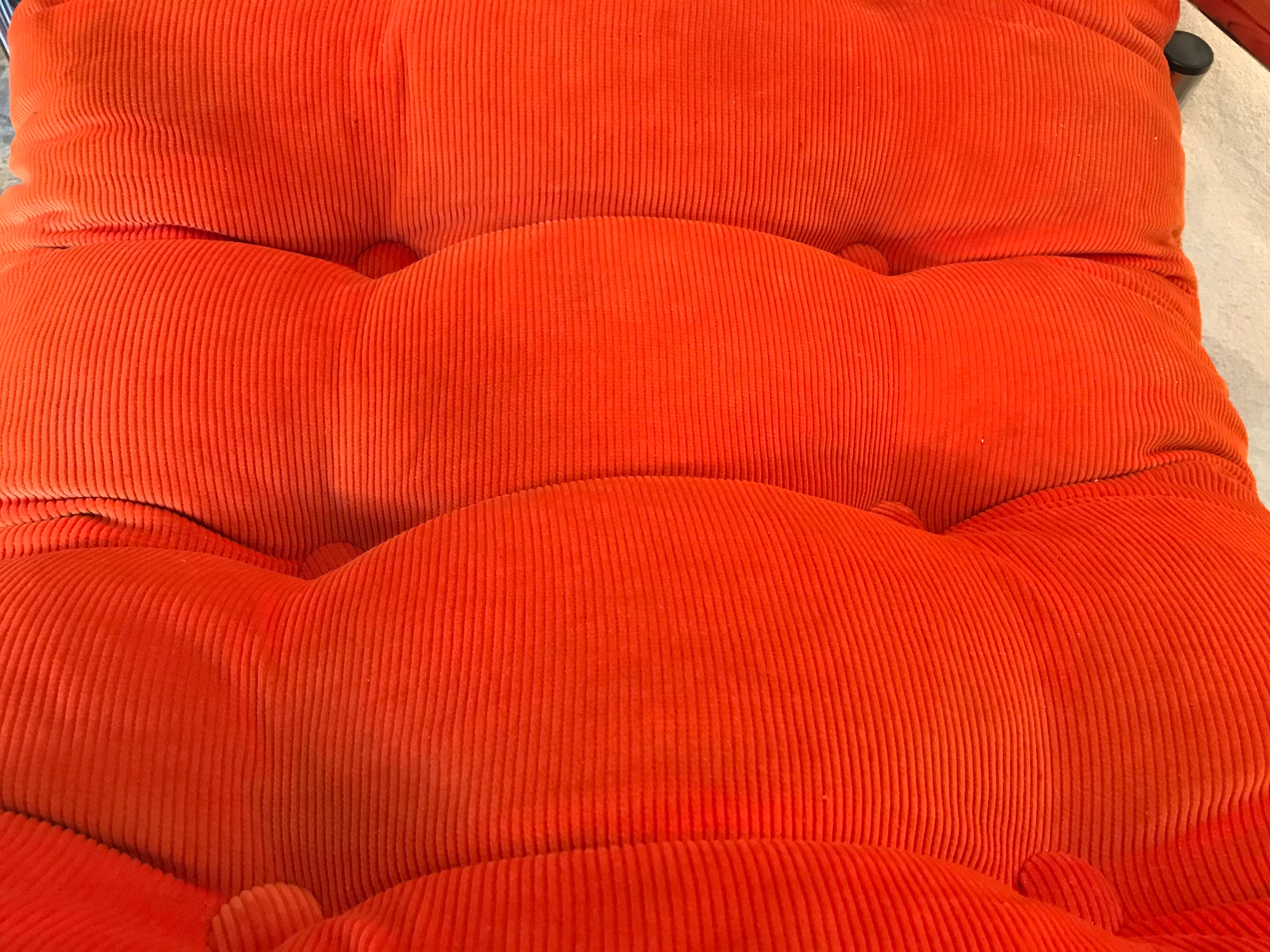 Vintage pop heater armchair 1970's chrome tubing