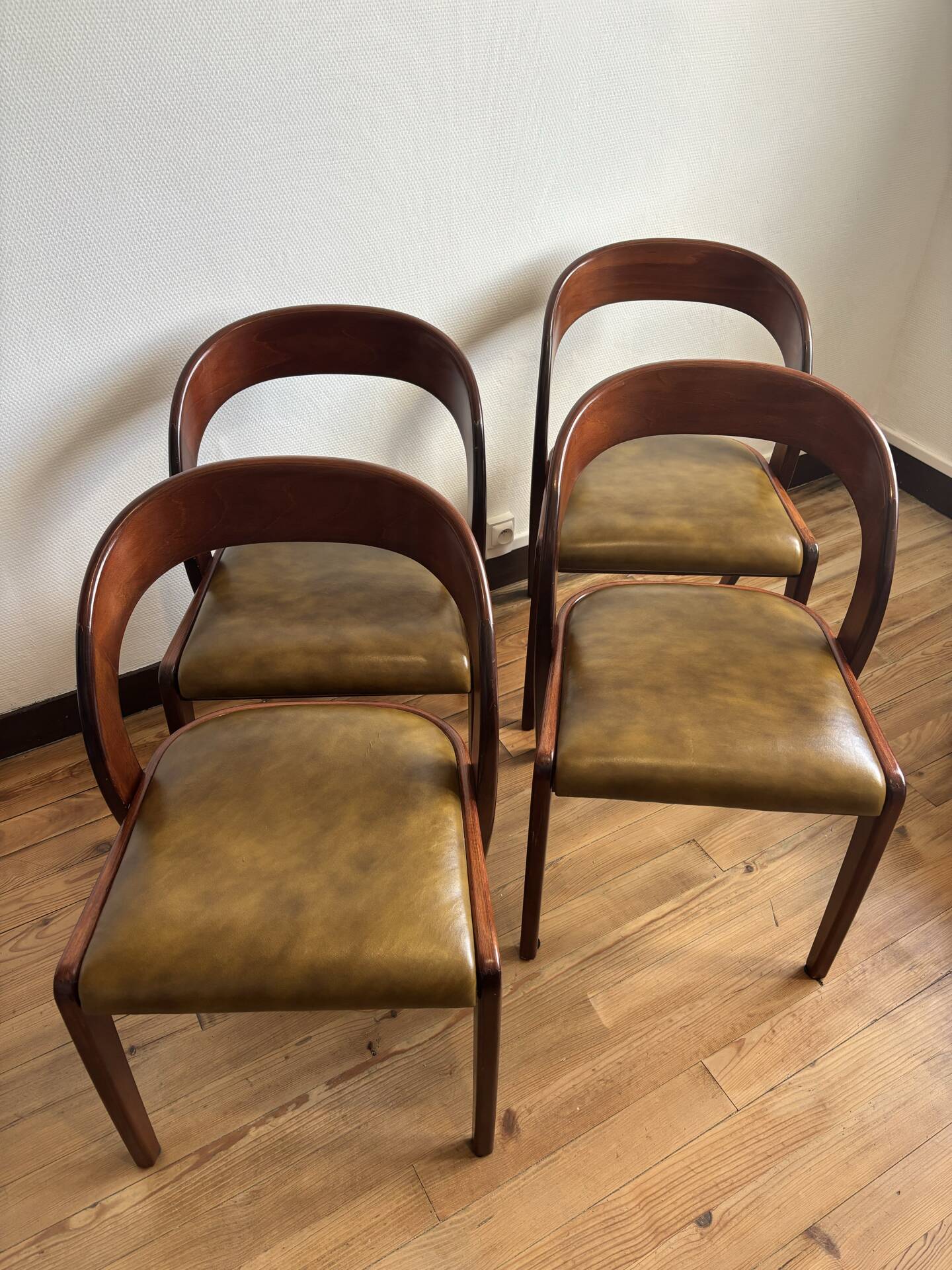 Gondola chairs Baumann