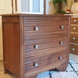 Commode en noyer massif