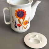 Porcelain coffee or tea set