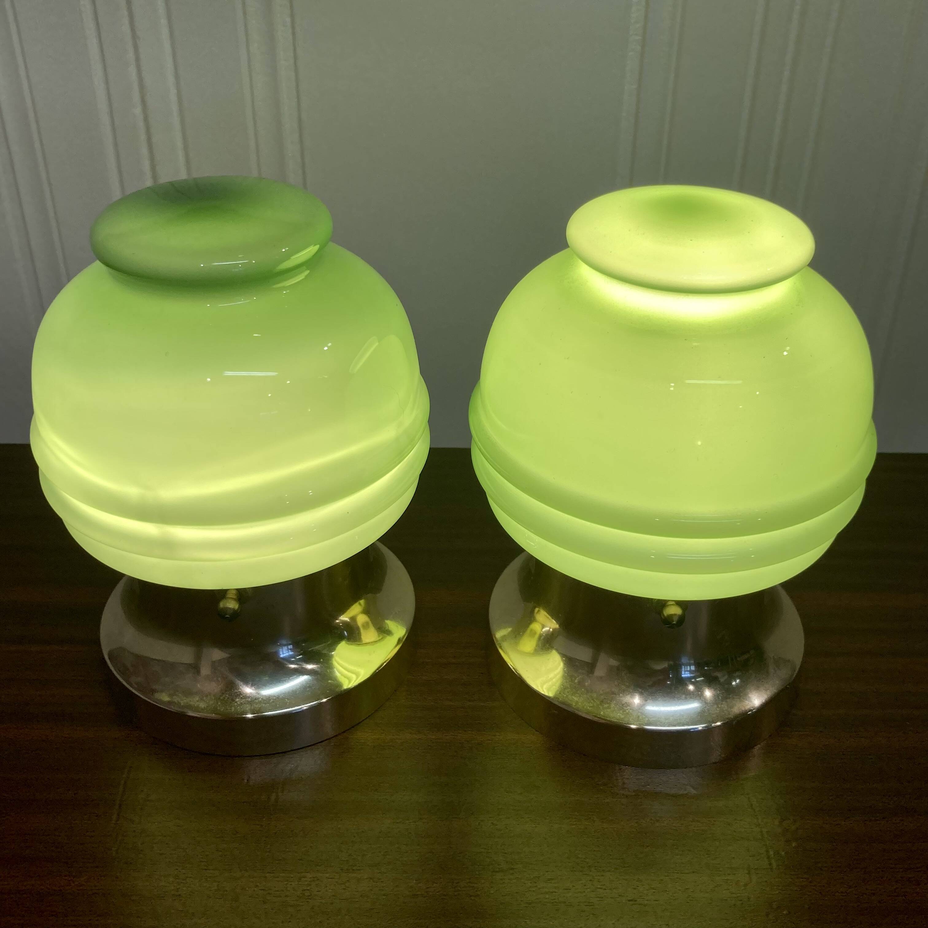 Paire de lampes verre Design scandinave 1950.