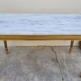 Table basse style Louis XVI en marbre et bois doré
