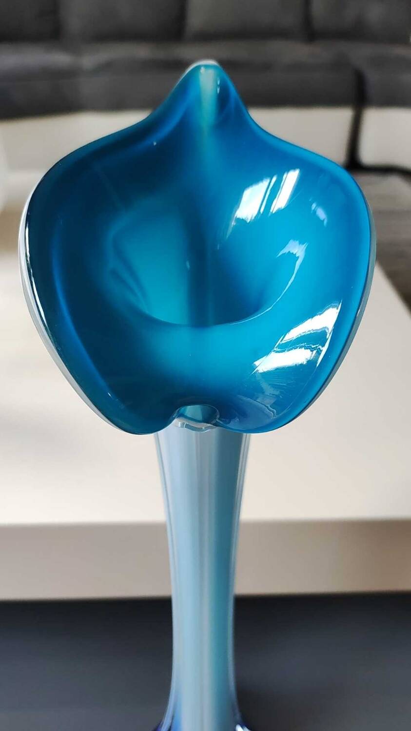 Murano Calla Vase. Floral form of Arum Flower. Blue tones. High 41 cm