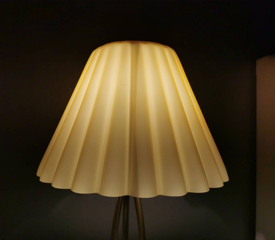Brass table lamp with 90s pleated glass hood