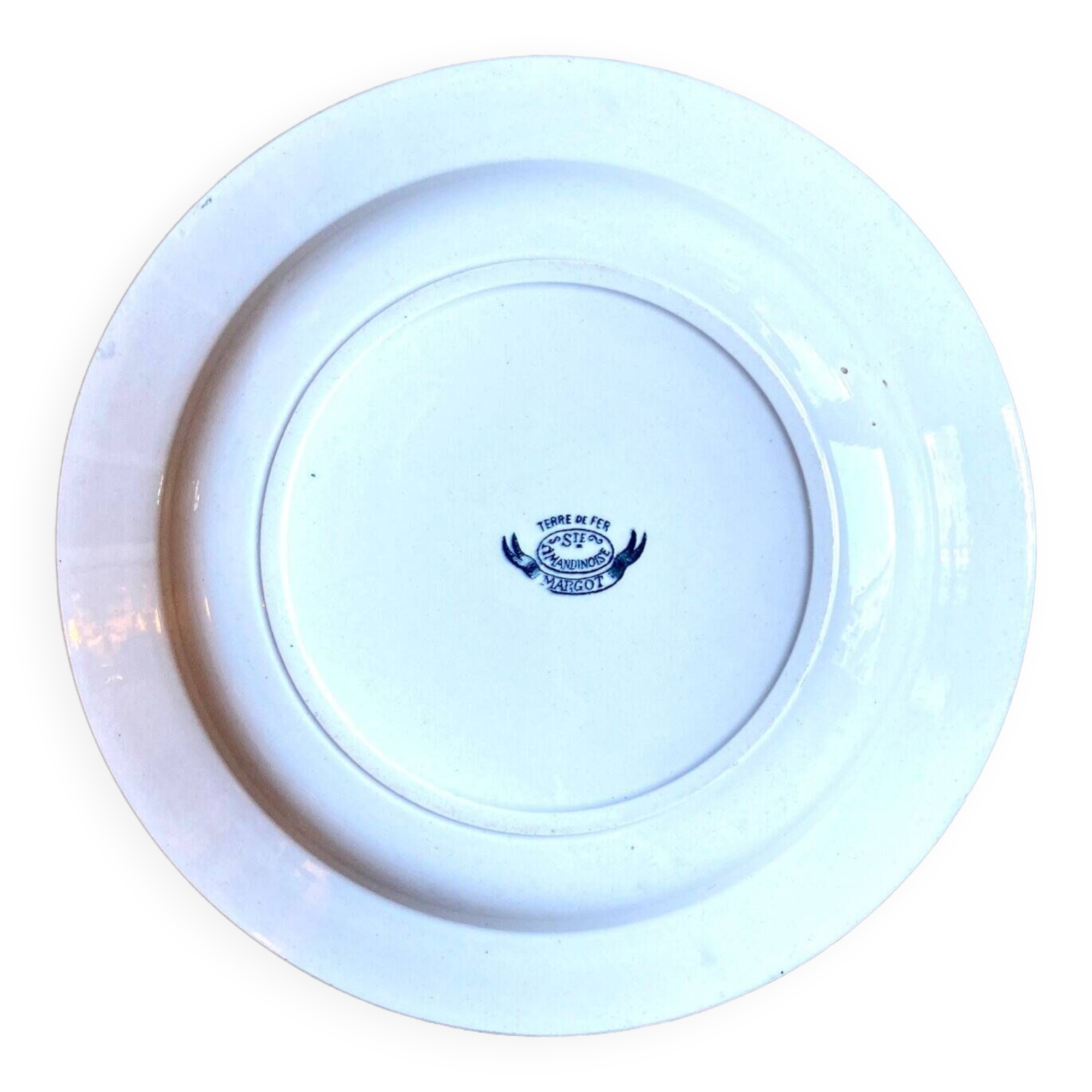 Sainte Amandinoise hollow plate in iron clay, "Margot" service