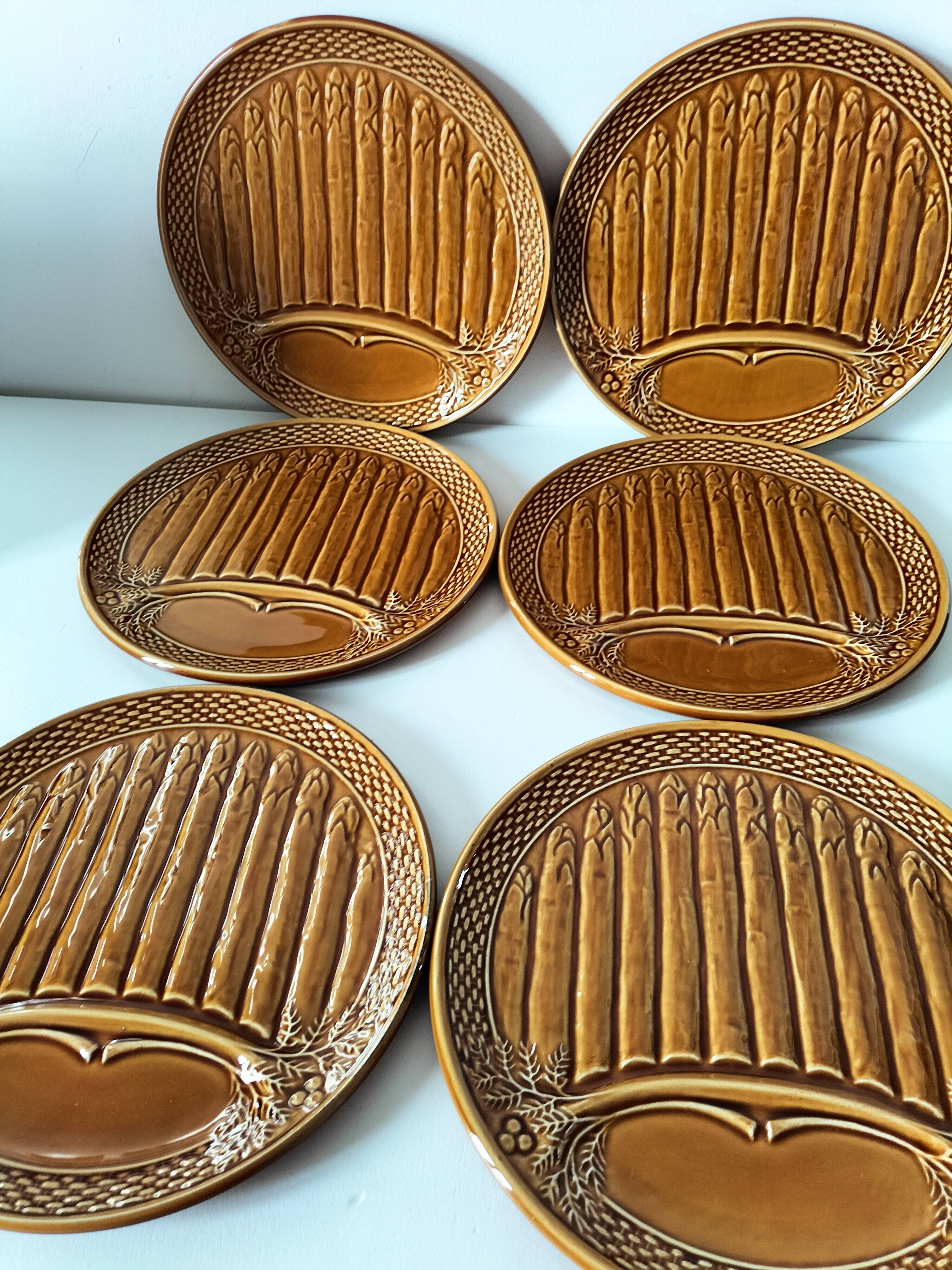 Set of 6 asparagus barbotine plates