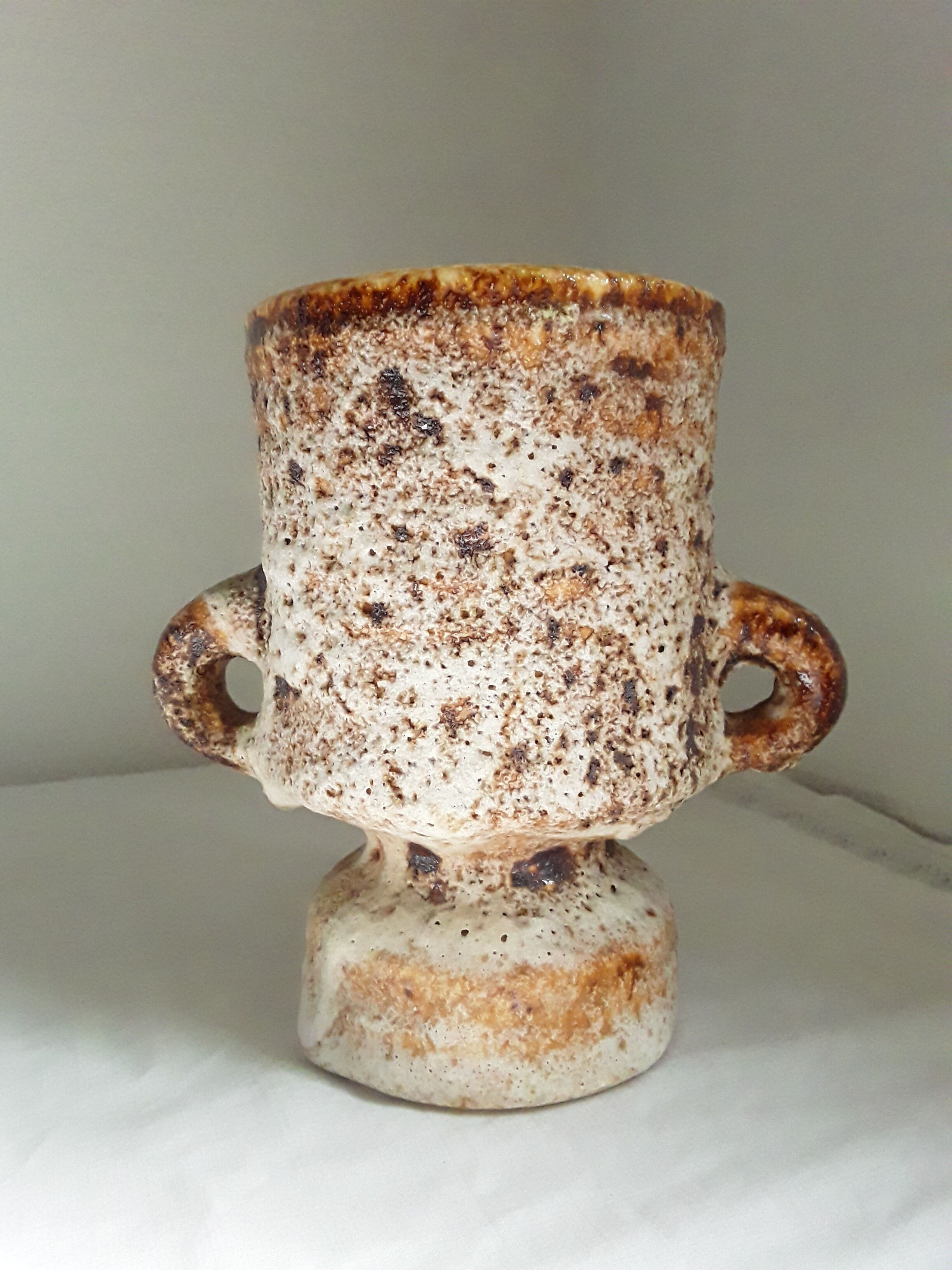 Vase vintage en grès forme libre 1970