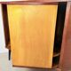 Vintage hoekkast met draaiende bar