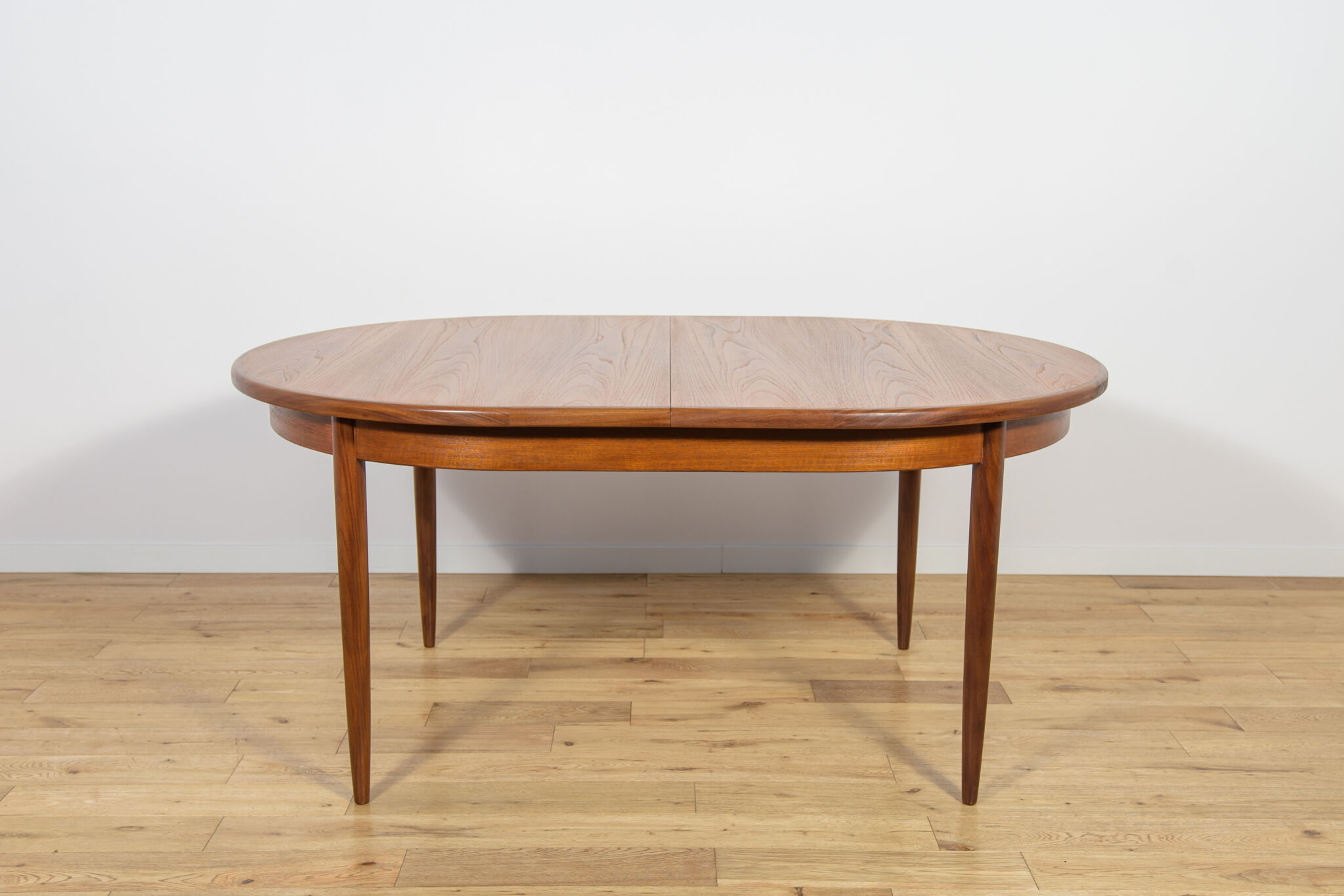 Mid-century teak modern oval dining table from G-Plan, United Kingdom, 1960s