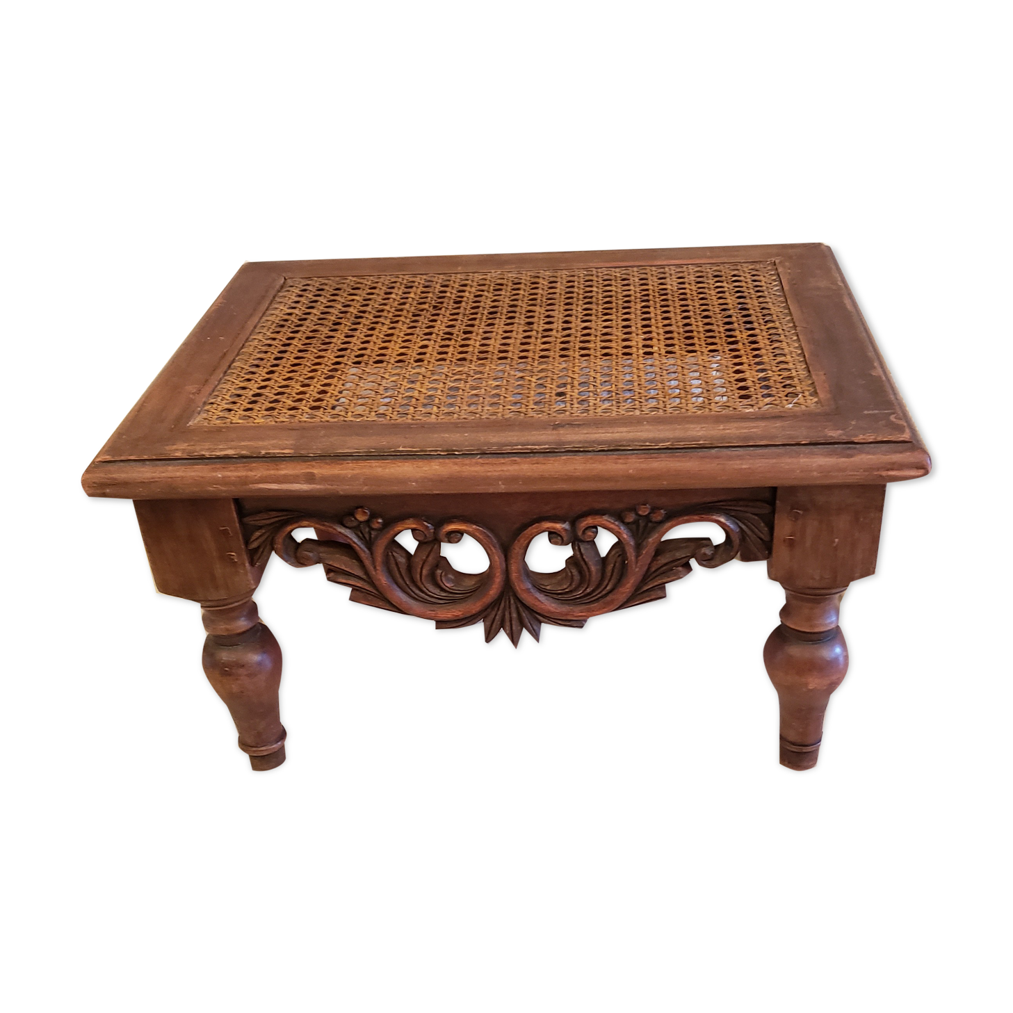 Footrest in worked wood + cannage
