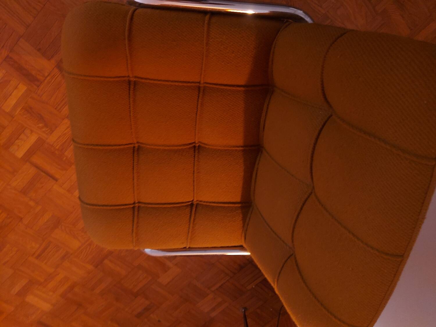 2  fauteuils par Yves Christin pour Airborne