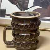 Accolay stoneware cup.