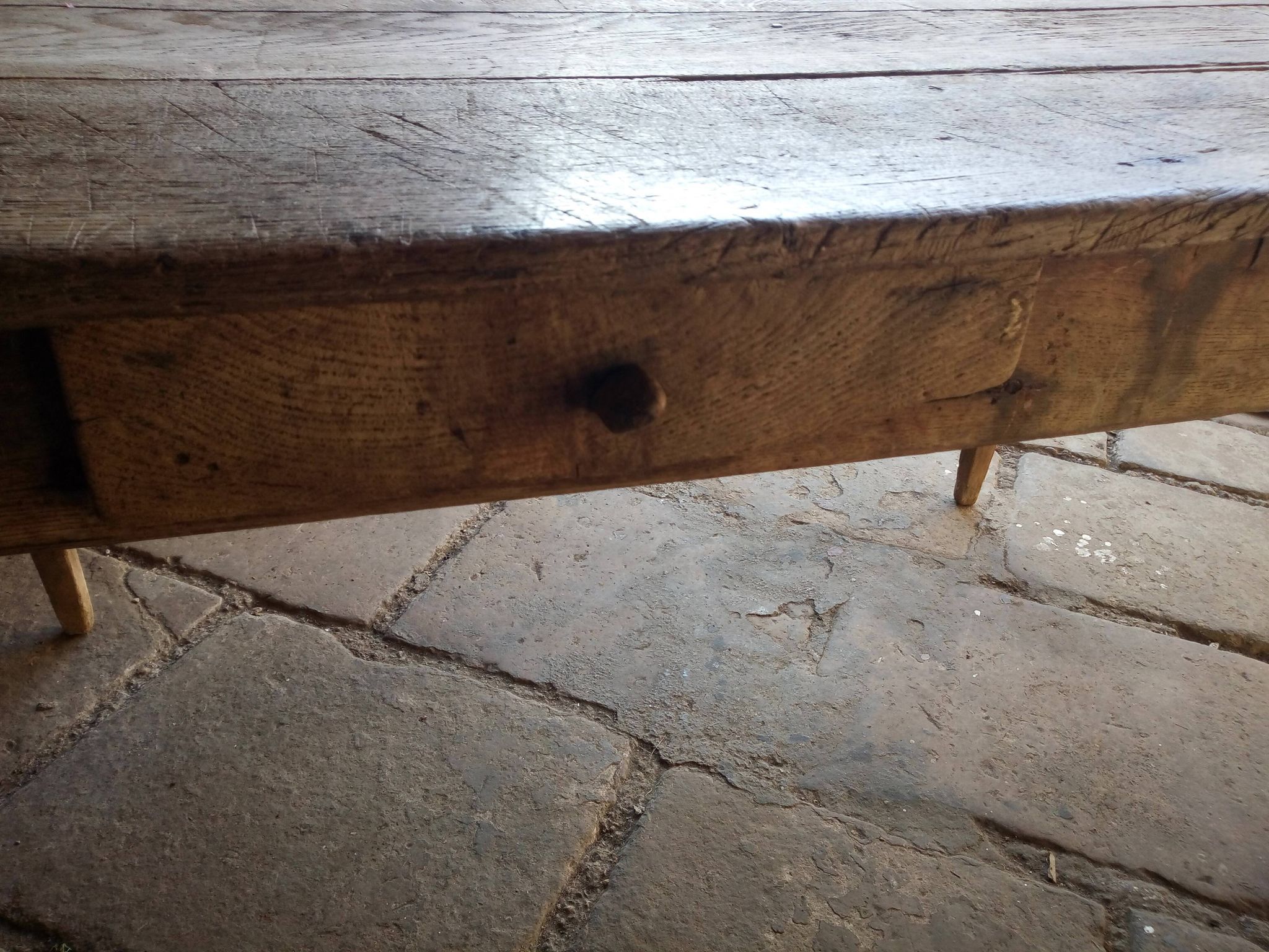Table de ferme basse