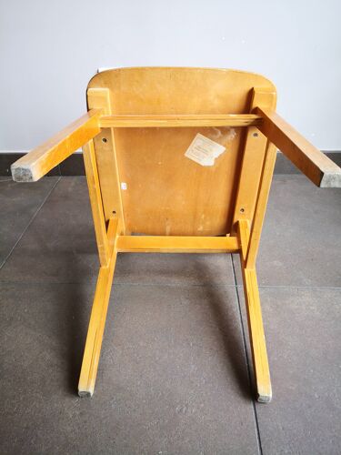 Chaise produite par Riga en ex URSS 1981