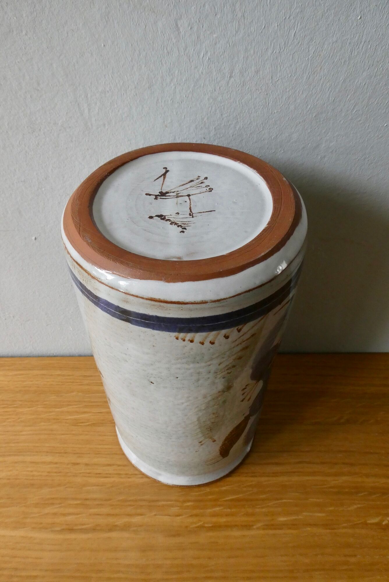 Vase rouleau en céramique de Michel Barbier, Vallauris