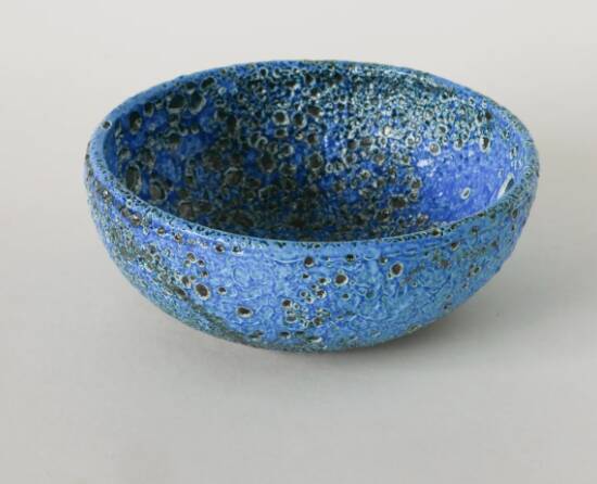 Set of 13 decorative items