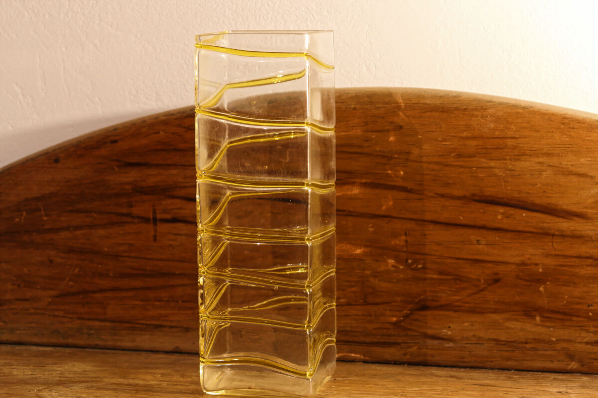 Ridged glass vase, Murano style