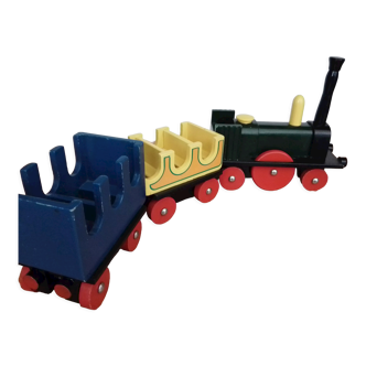 Wooden train siso