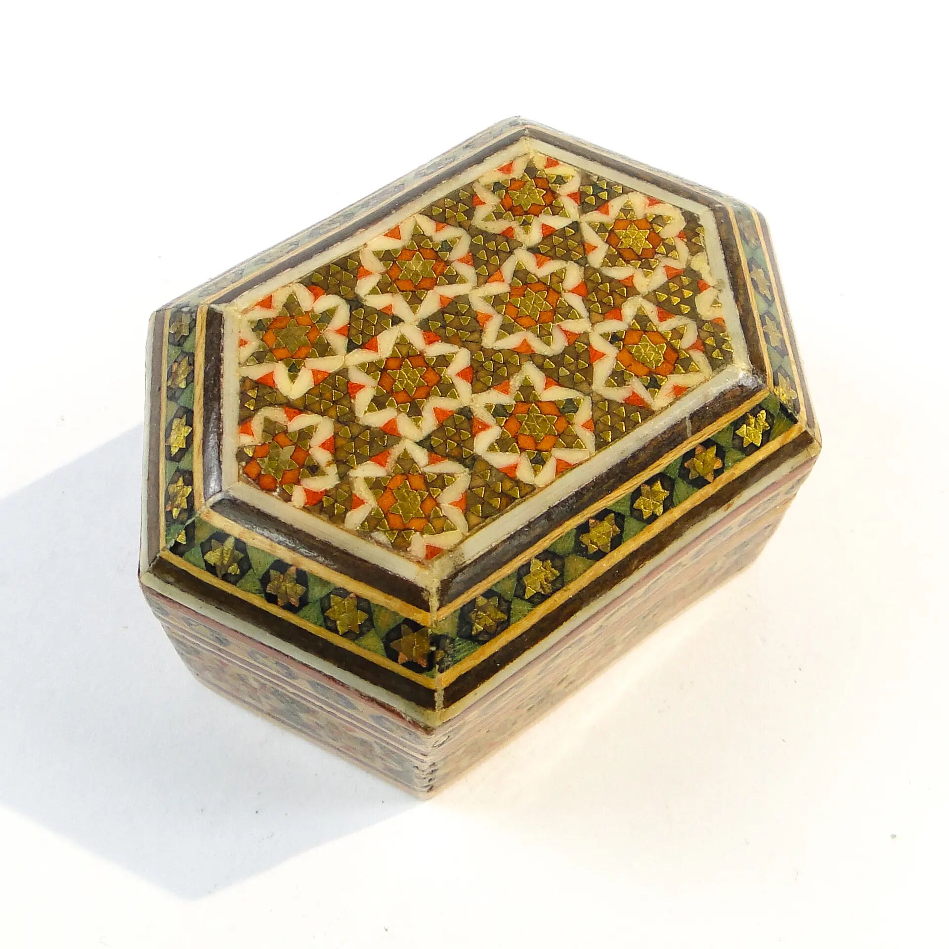 Oriental mosaic pill box, wood, Poland, 1970s