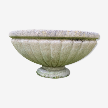 Stone basin, perforated bottom