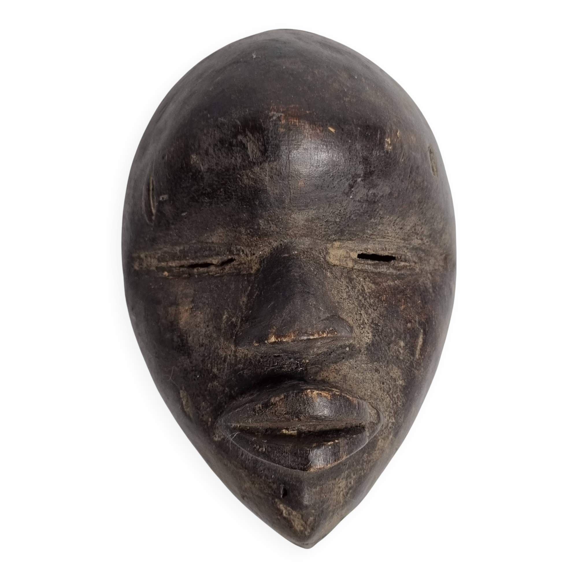 Passport mask, Dan in patinated wood – Ivory Coast, 20th century, 13 cm