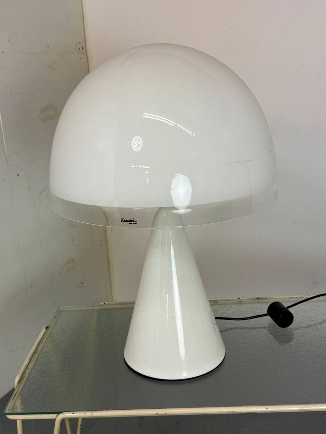Modernist Italian Space Age Mushroom Shape Table Lamp by Harvey Guzzin