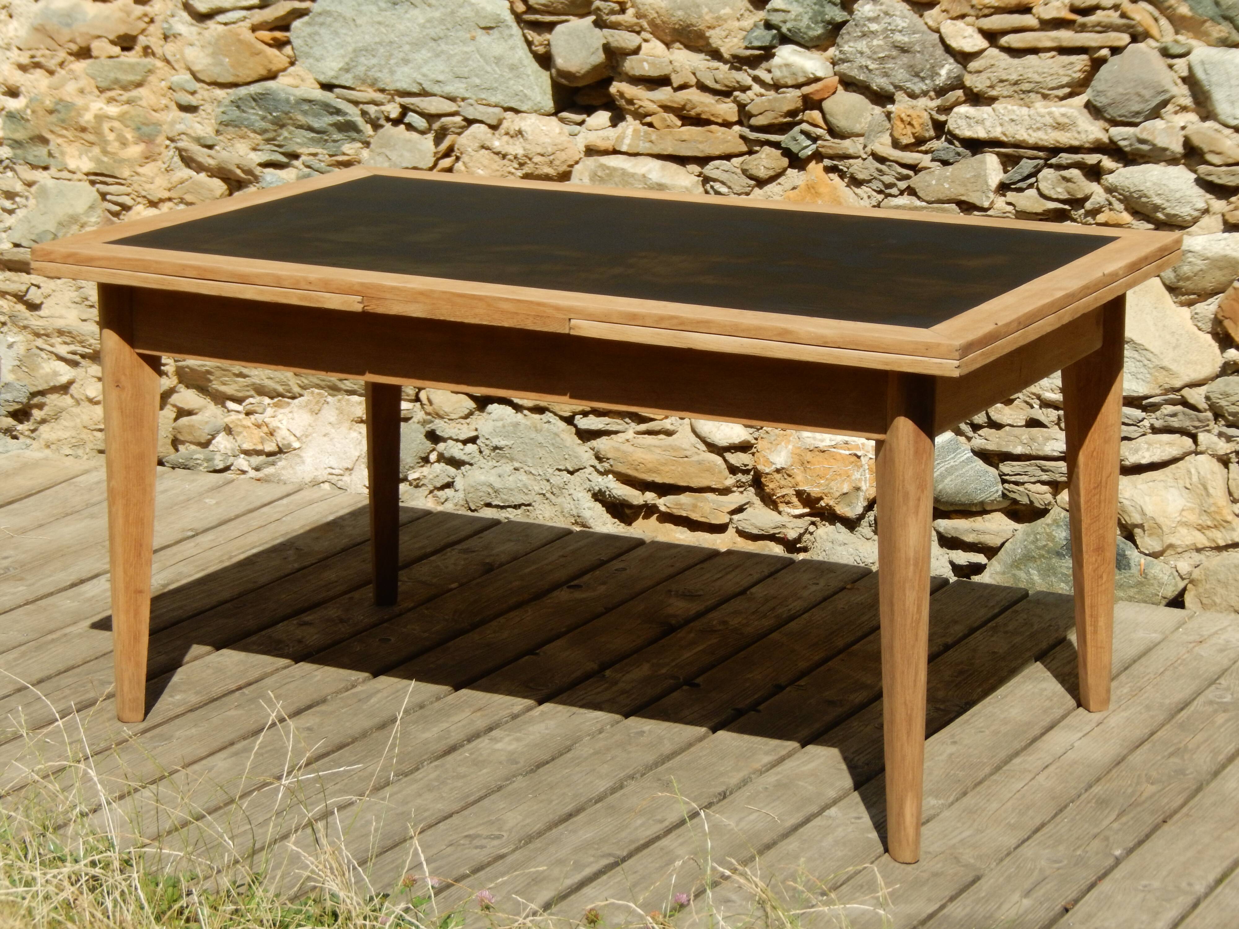 Splendide ancienne table scandinave à rallonges rénovée en chêne 2m58m