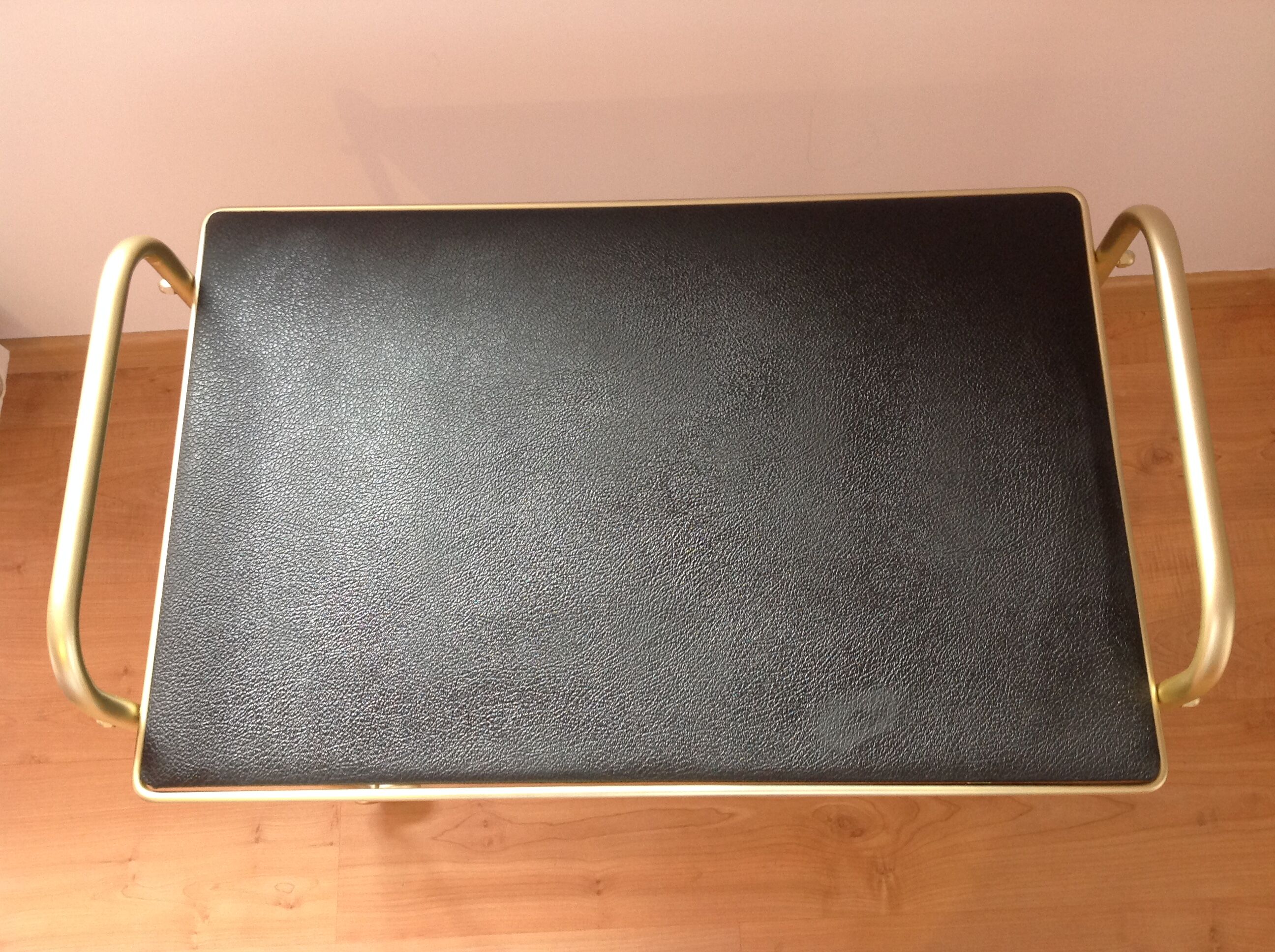 Service vinyl holder