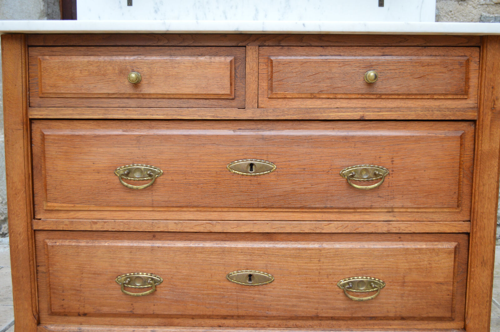Art Nouveau dressing table dresser in carved oak, France, circa 1910