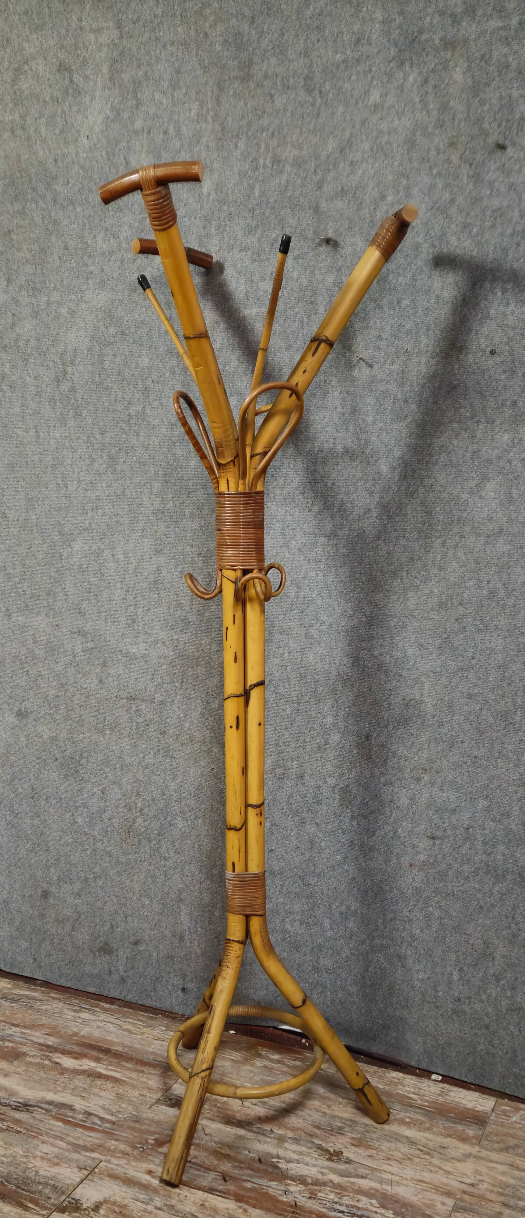 Antique bamboo and rattan coat rack, artistic work from the late 19th century.