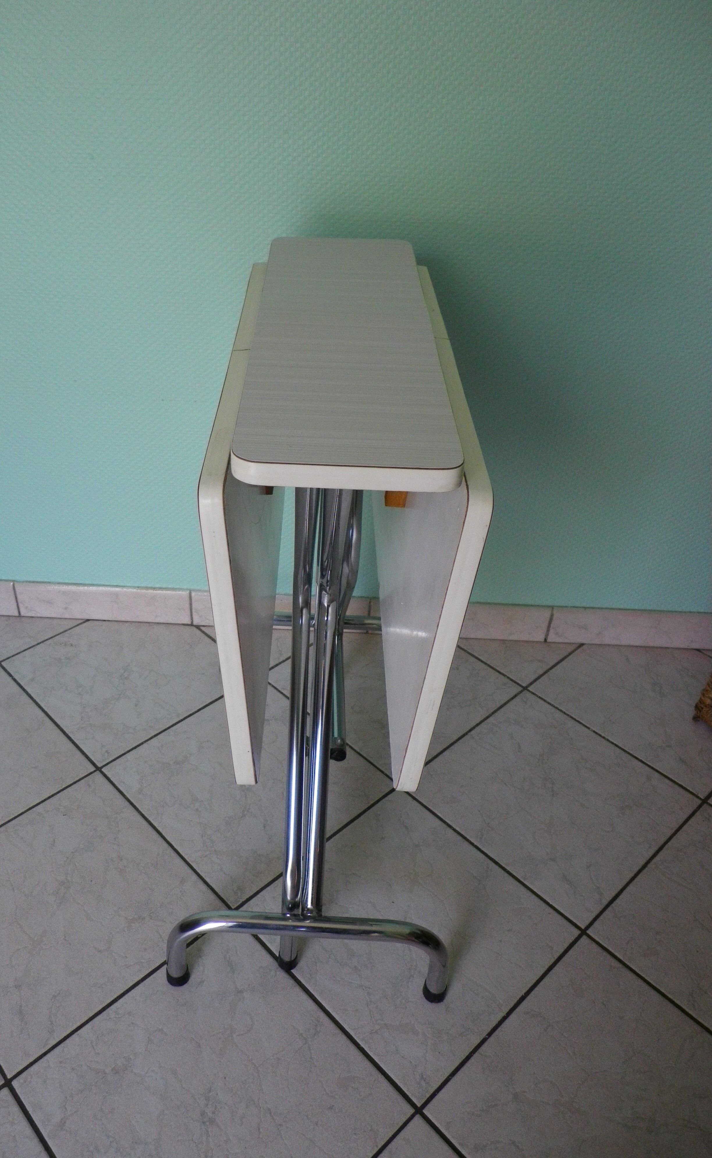 Formica foldable table, chrome feet - 60s